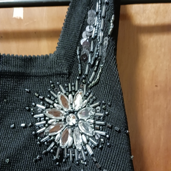 Wallis women's black beaded top size 12 A-53 - Picture 2 of 5